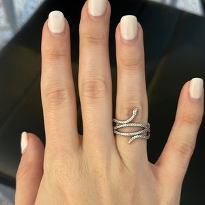 Pandora swirling snake ring